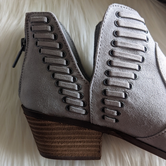 🆕 Carlos •Faux Suede• Almond Toe Ankle Boots - Picture 4 of 9